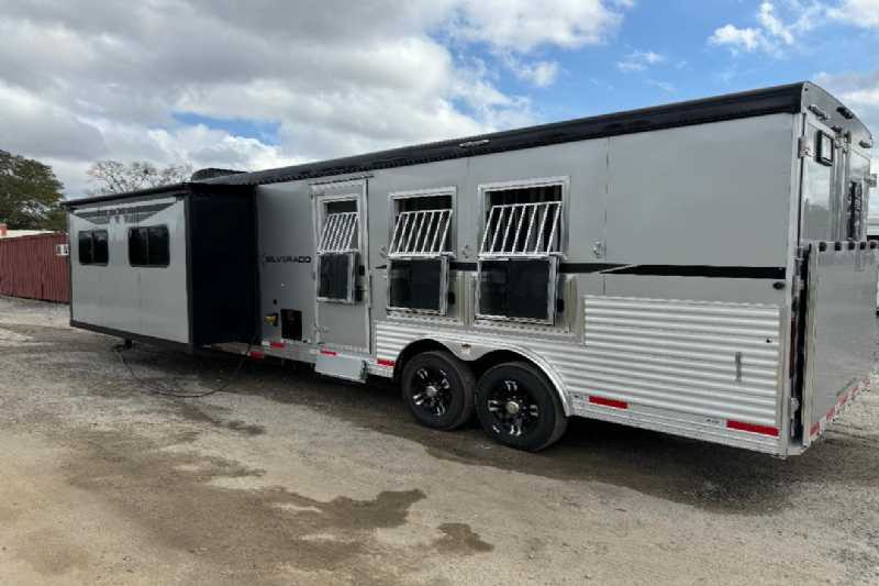 Trailer Photo