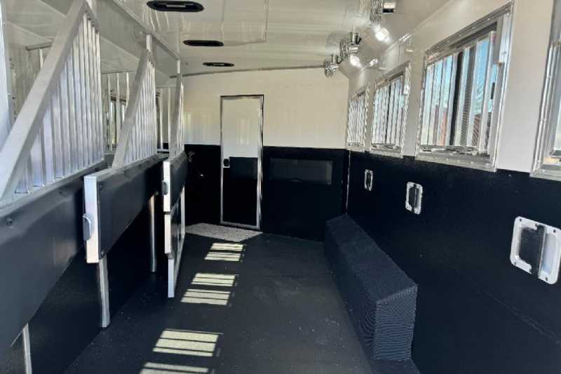 Trailer Photo