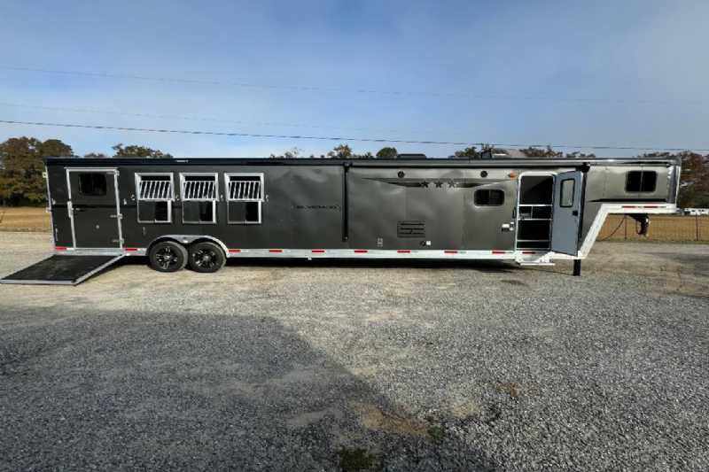 Trailer Photo