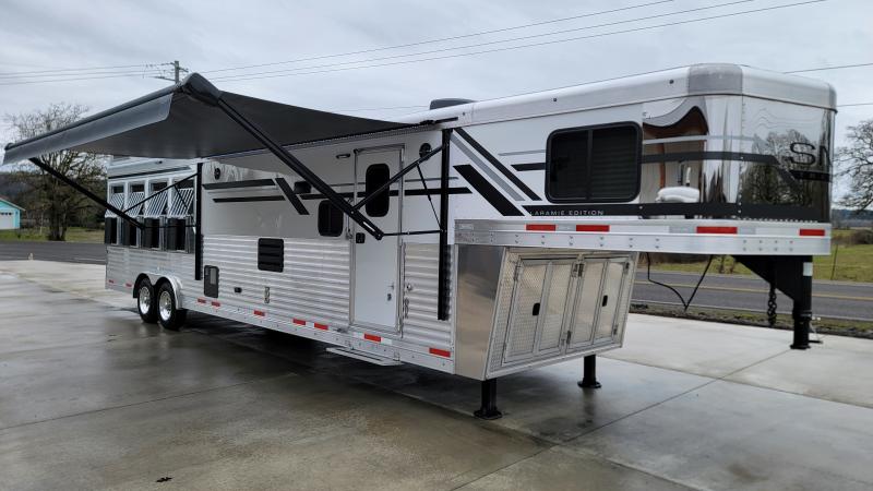 Trailer Photo