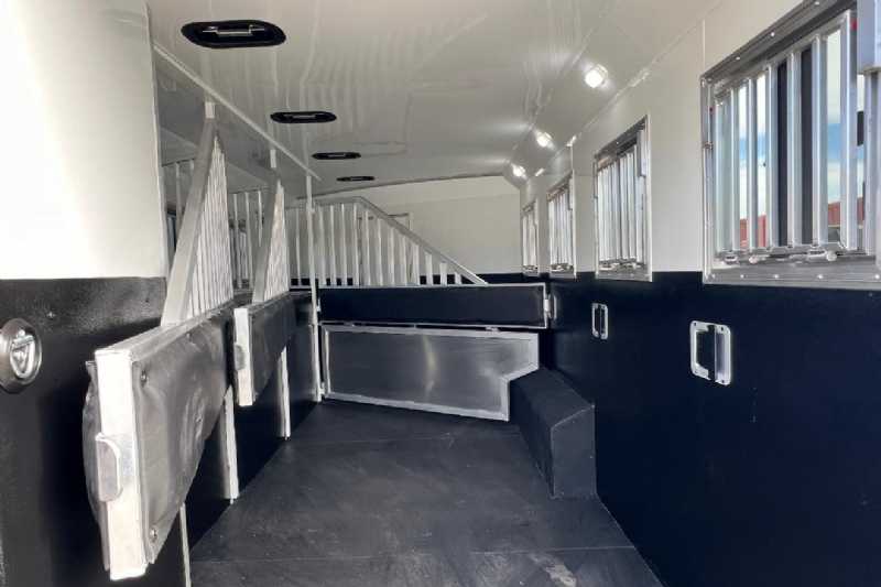 Trailer Photo