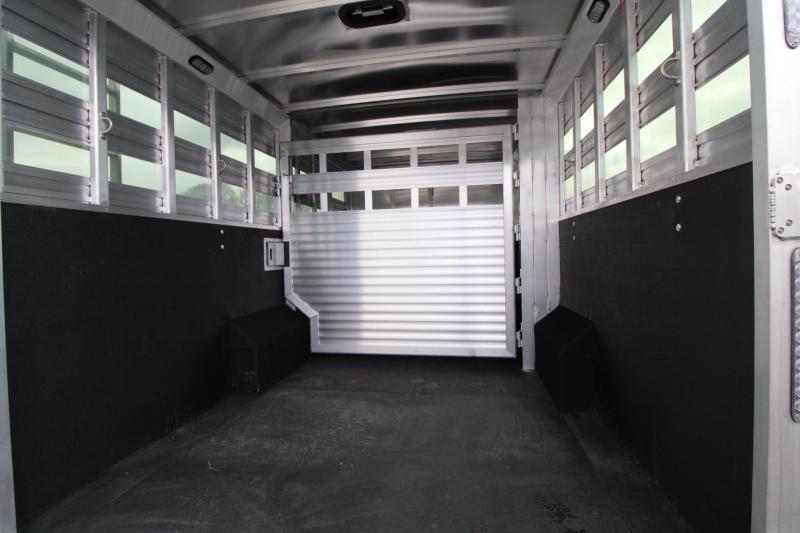 Trailer Photo