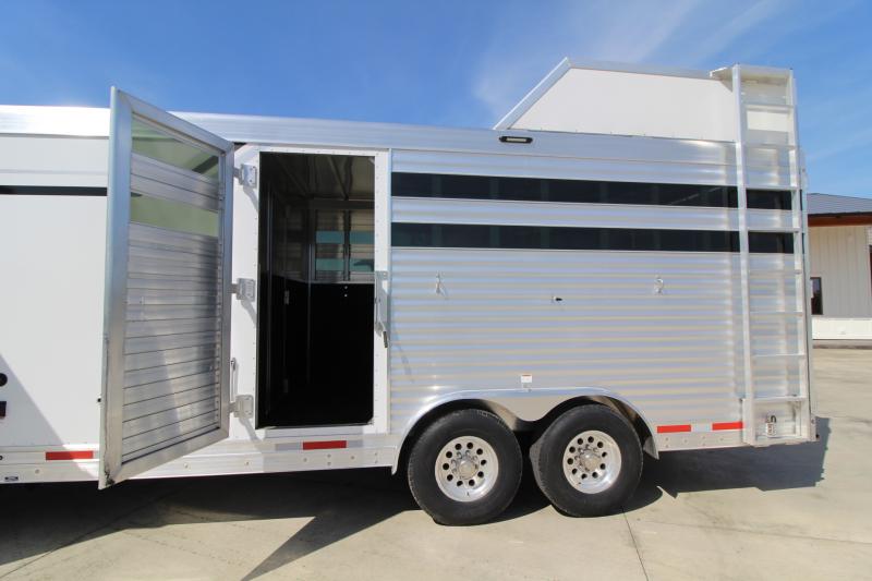 Trailer Photo