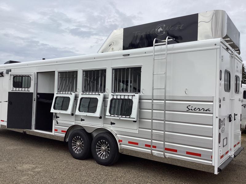 Trailer Photo