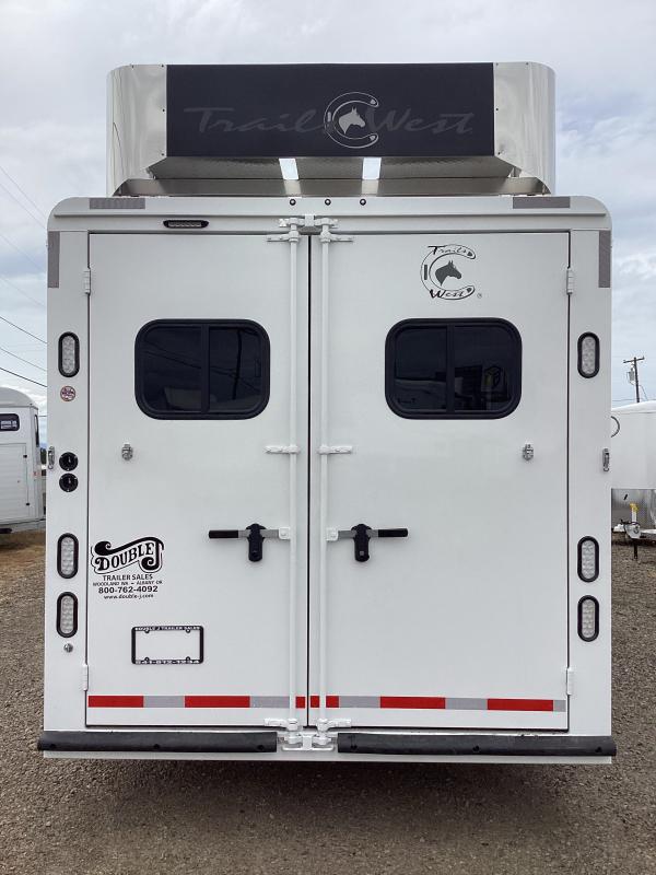 Trailer Photo