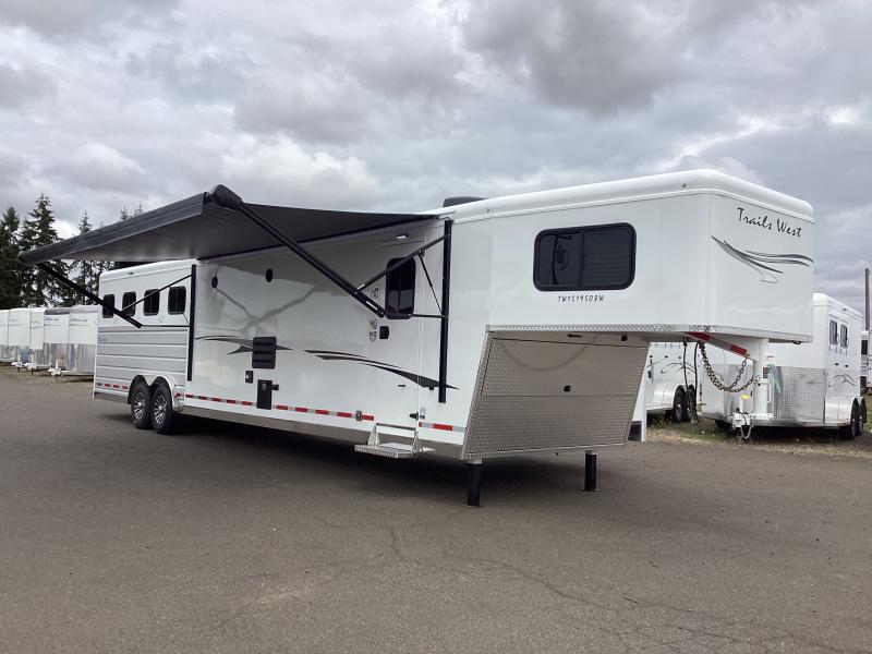 Trailer Photo