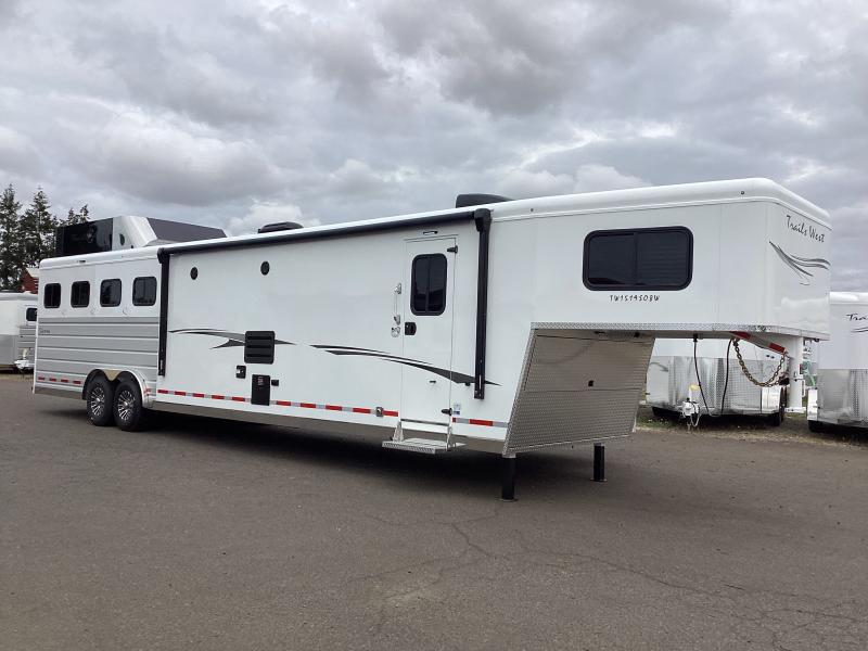 Trailer Photo