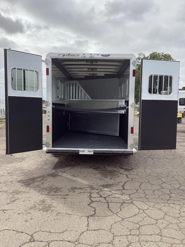 Trailer Photo