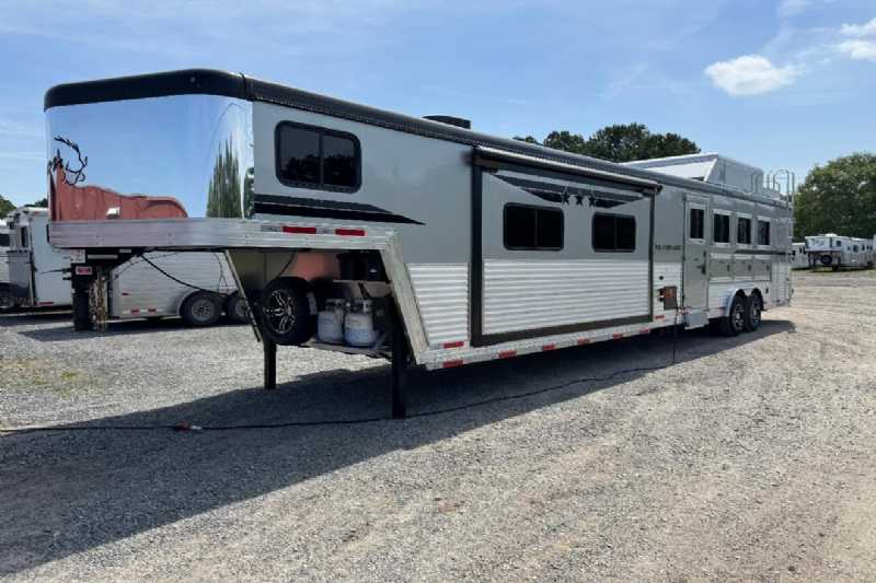 Trailer Photo