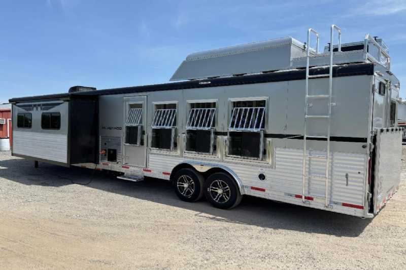 Trailer Photo