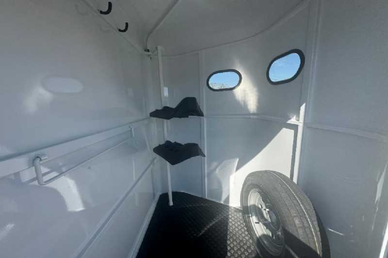 Trailer Photo