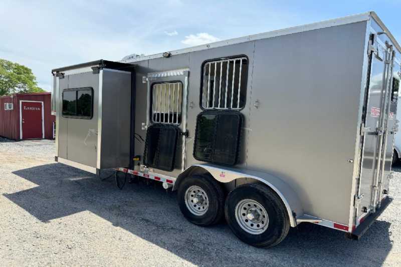 Trailer Photo