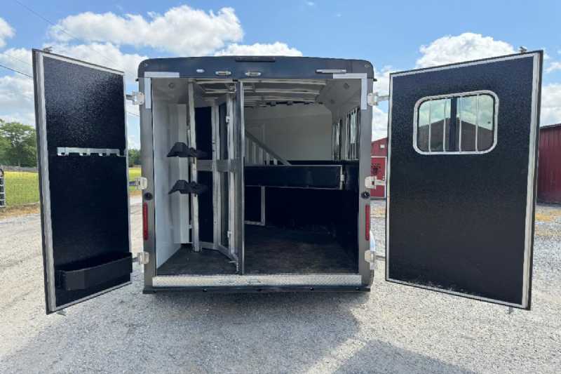 Trailer Photo