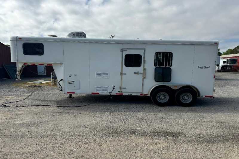 Trailer Photo