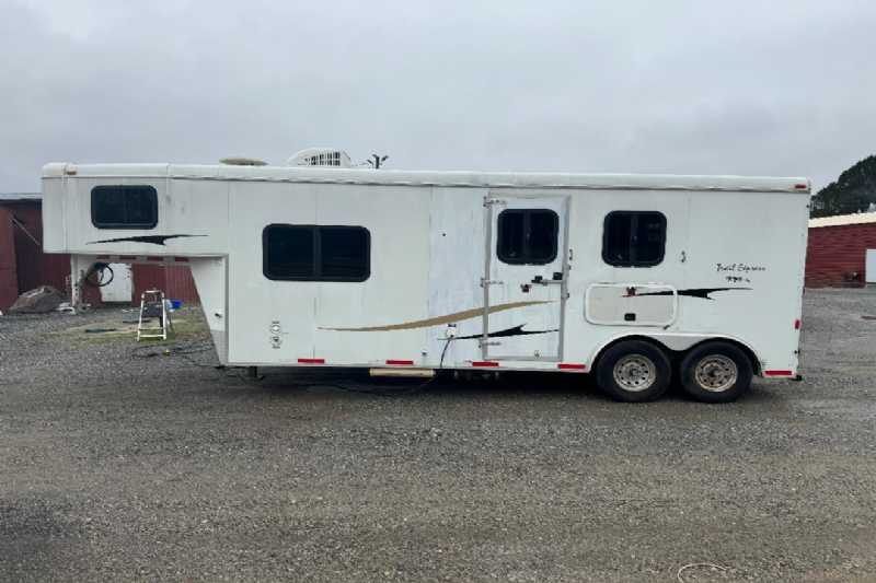 Trailer Photo