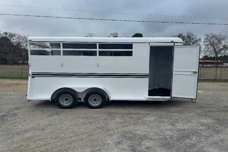 Trailer Photo