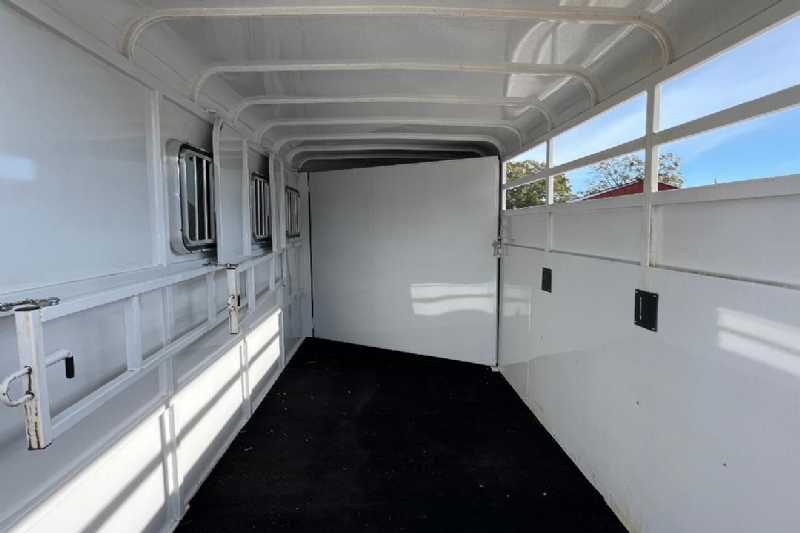 Trailer Photo