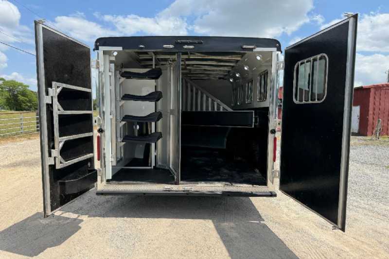 Trailer Photo
