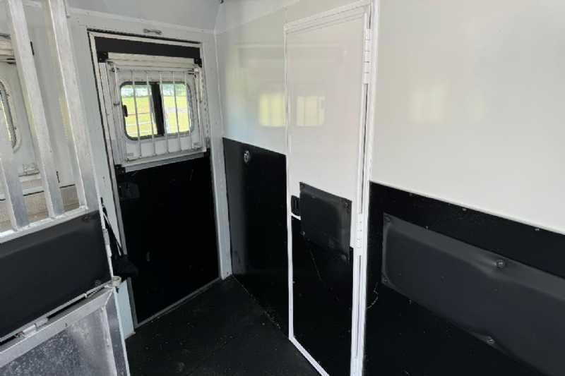Trailer Photo