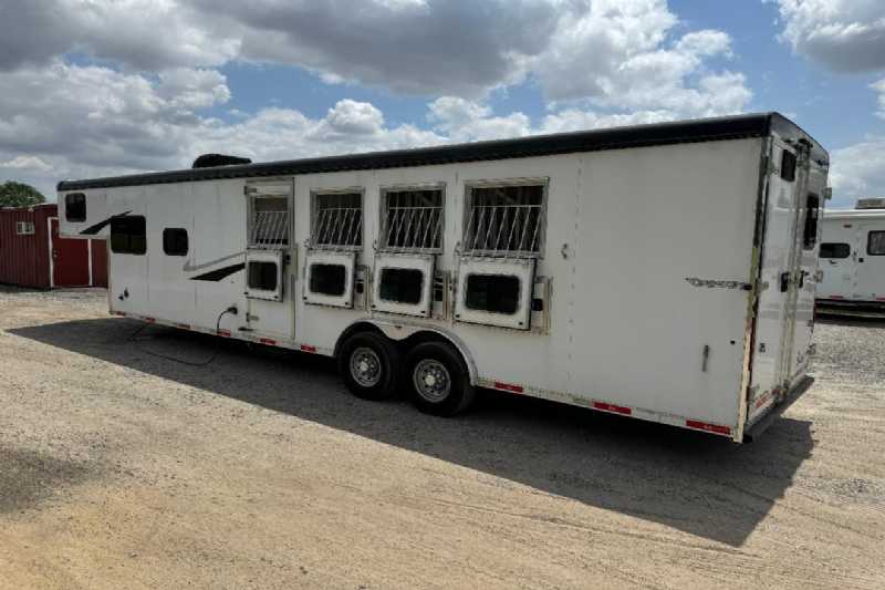 Trailer Photo