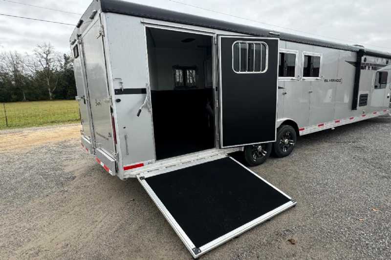 Trailer Photo