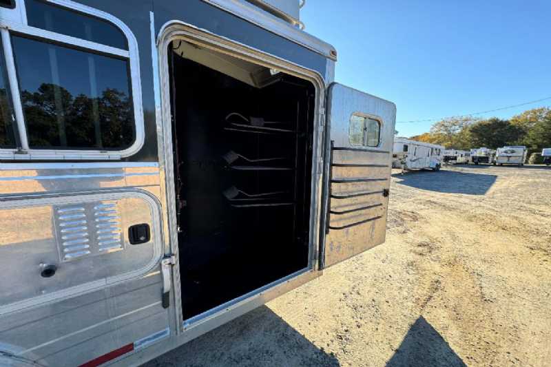 Trailer Photo