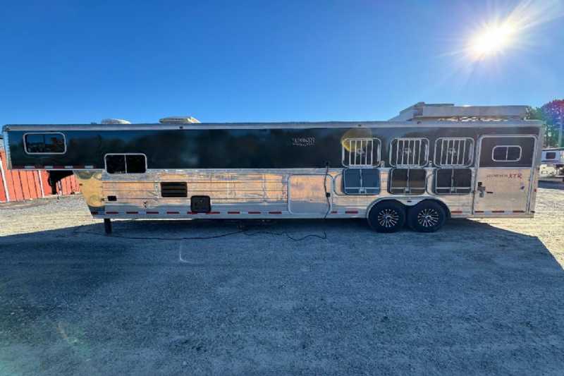 Trailer Photo