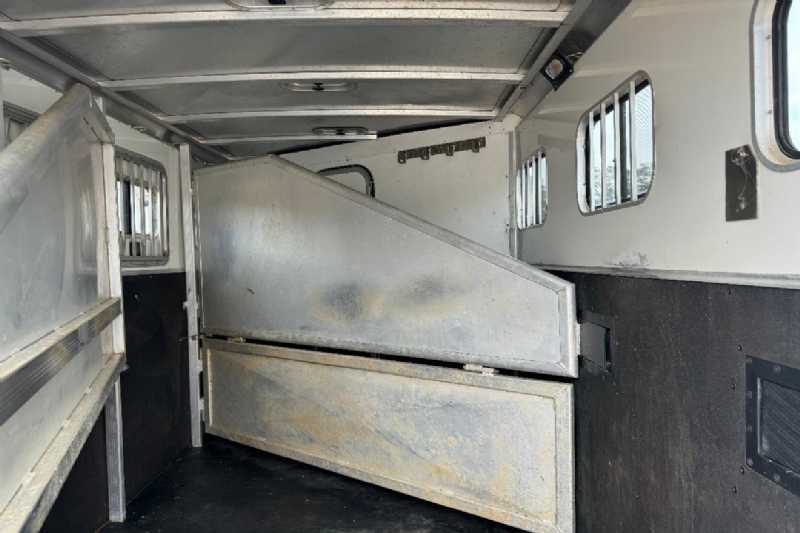 Trailer Photo
