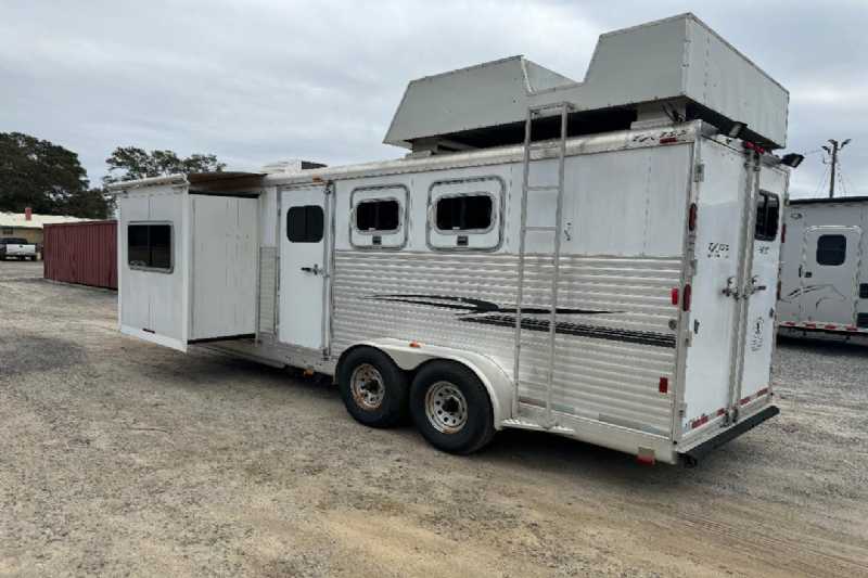Trailer Photo