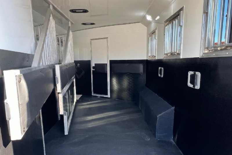 Trailer Photo