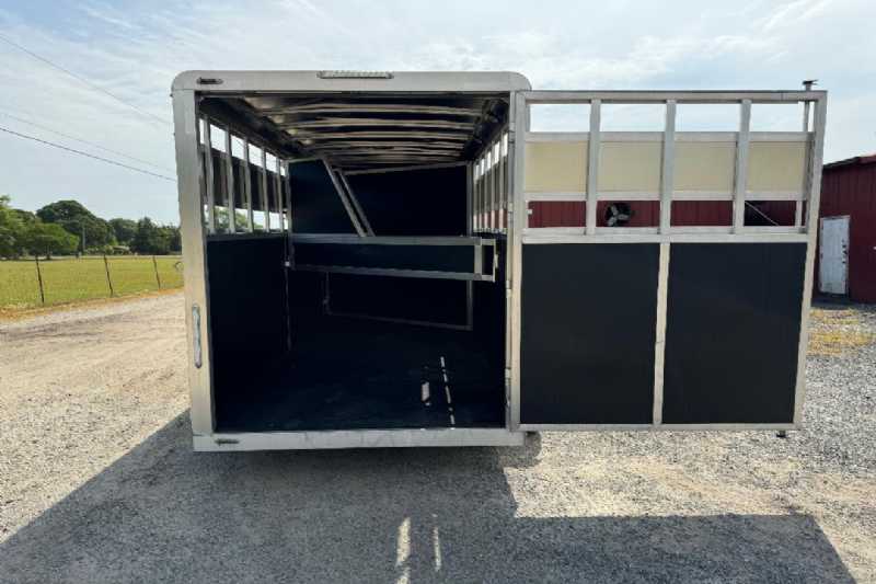 Trailer Photo
