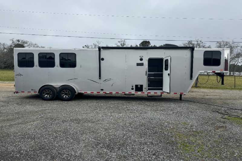 Trailer Photo