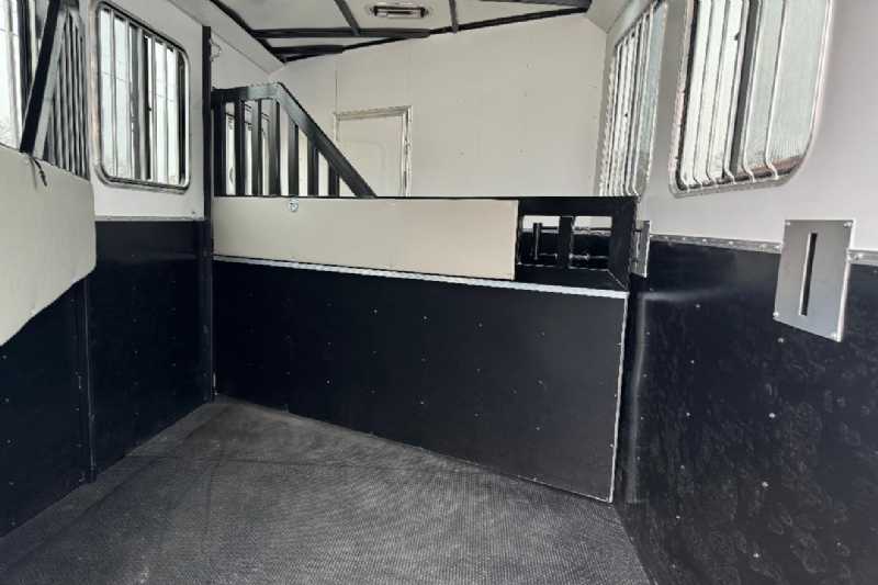 Trailer Photo