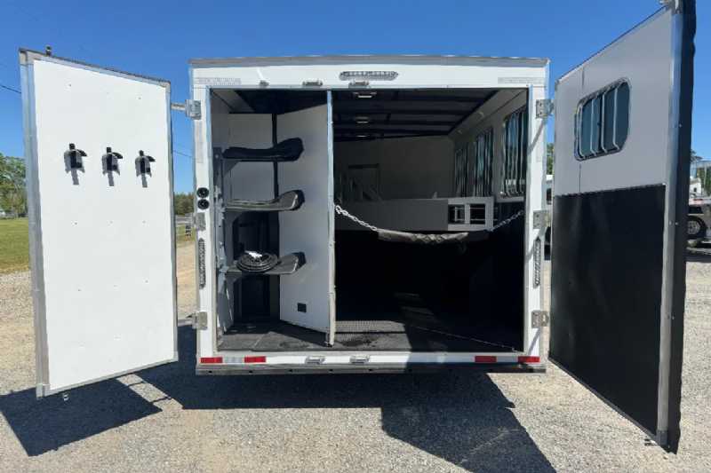 Trailer Photo