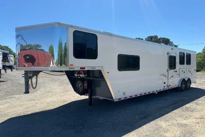 Trailer Photo