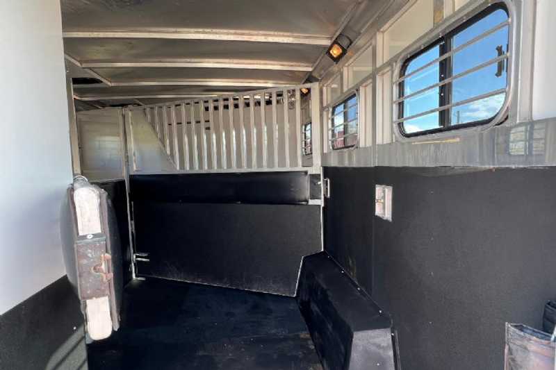 Trailer Photo