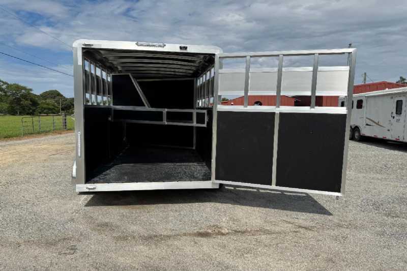 Trailer Photo