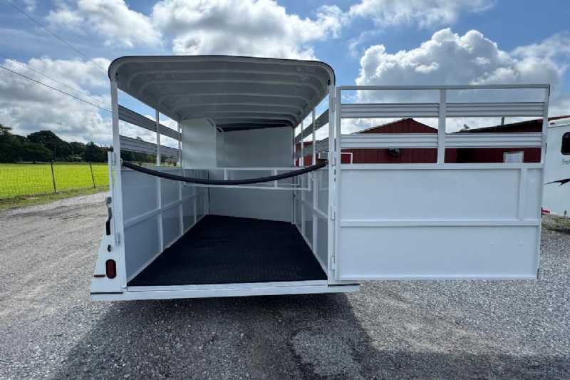 Trailer Photo