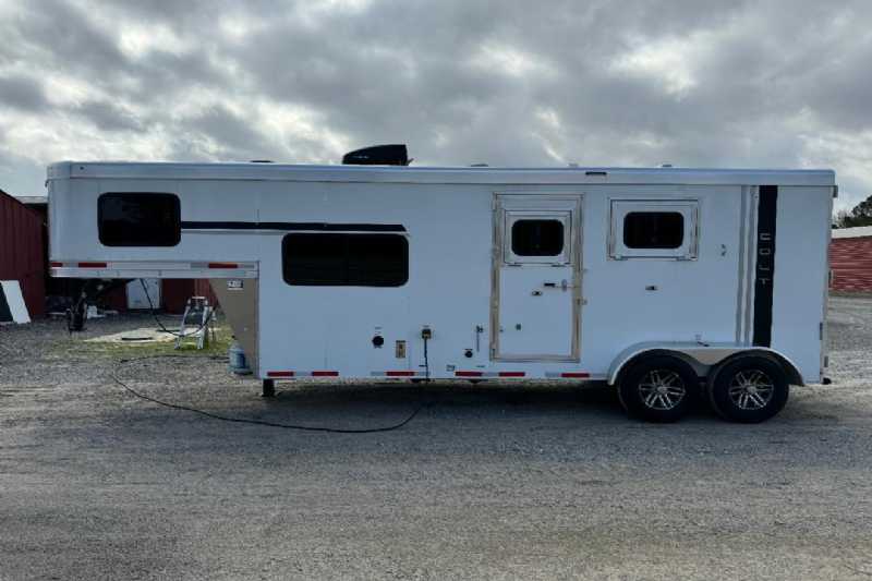 Trailer Photo