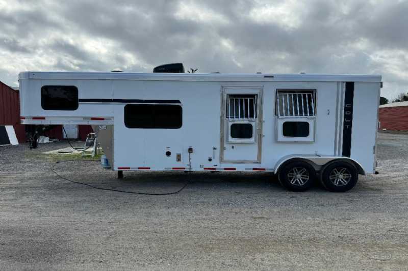 Trailer Photo
