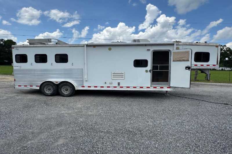 Trailer Photo