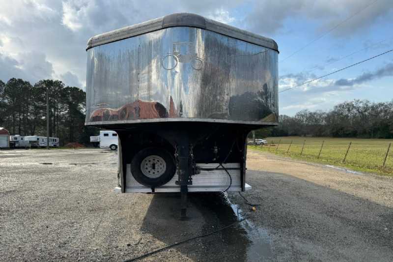 Trailer Photo