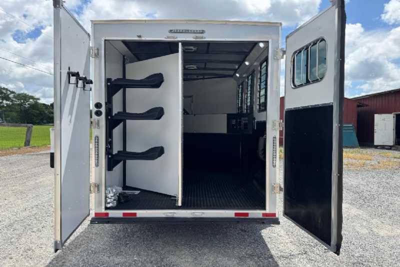 Trailer Photo