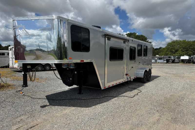 Trailer Photo