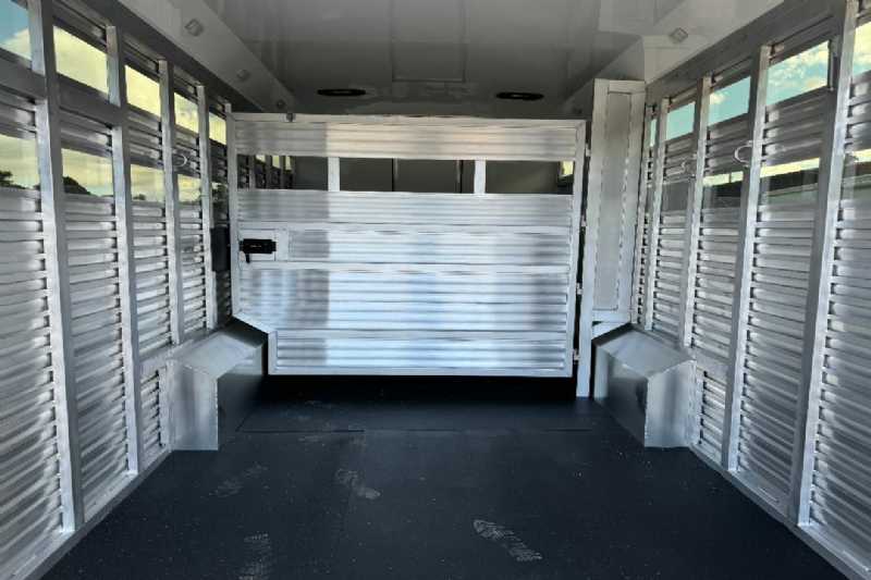 Trailer Photo