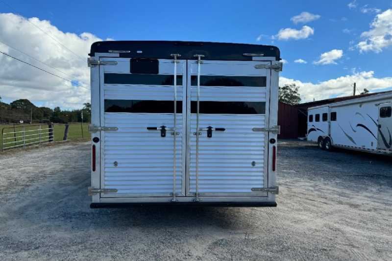 Trailer Photo
