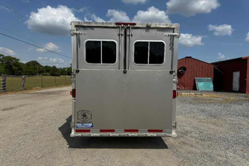 Trailer Photo
