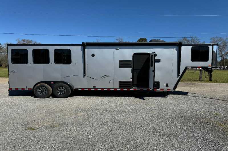 Trailer Photo