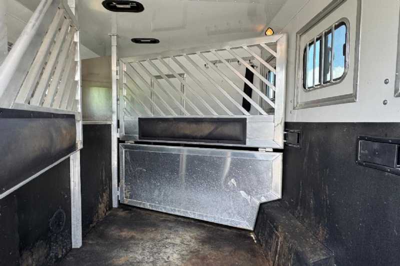 Trailer Photo