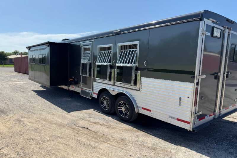 Trailer Photo